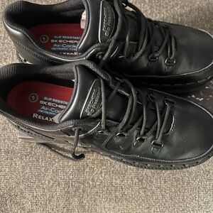 Skechers Black Slip Resistant Women's Sneakers